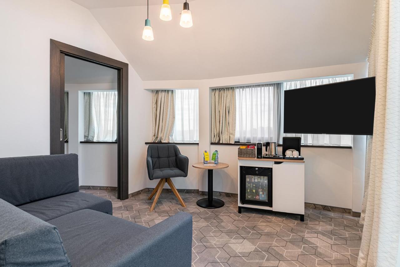 Hotel - Times, An Ihg
