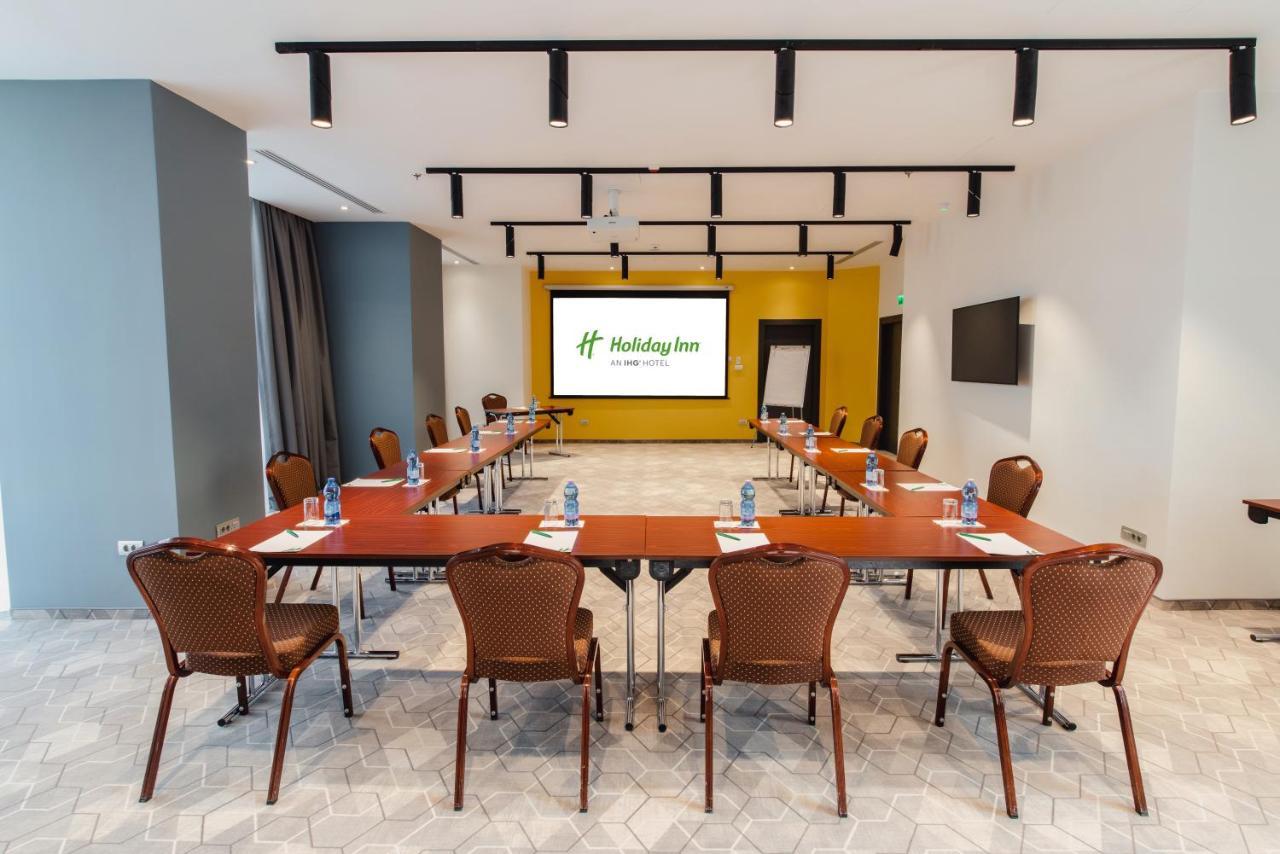 - Times Hotel Bukarest